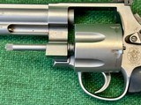 Smith & Wesson 625-8 with Stainless Finish -Includes Case and Extras.45 ACP - 8 of 13