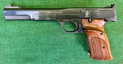 Smith & Wesson Model 41 with 2 Mags, Case, and Papers- "NRA Instructors & Coaches Program" .22LR - Image 17 of 18