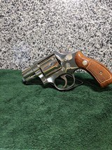 Smith and Wesson model 10-7 / .38 Special - 3 of 13