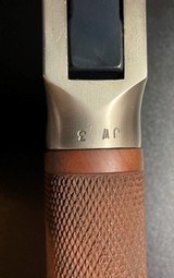 Winchester Commemorative Rifles set of 4 SN-3: John Wayne, Crazy Horse, Oliver Winchester, Legendary Frontiersman - 5 of 20