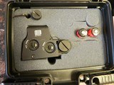 EOTechHWS HOLOgrapic WEAPON SIGHT - 1 of 2