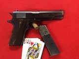 Colt 1911 commercial made in 1916 with two,twotone mags - 2 of 4