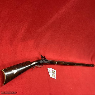 EARLY AMERICAN
FLINTLOCK LONG RIFLE 36 CAL. 41 1/2” BARREL
