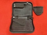 SMITH & WESSON 380 CAL. BODYGUARD WITH LAZORNEW IN POUCH - Image 5 of 7