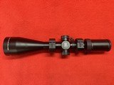 TRIJICON CREDO 2.5-10 X 56HX MOD. WITH ILUM. OR STAND CROSS HAIRS - Image 5 of 7