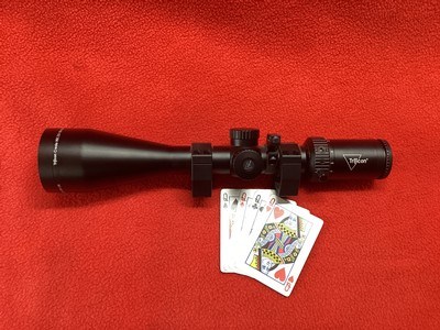 TRIJICON CREDO 2.5-10 X 56HX MOD. WITH ILUM. OR STAND CROSS HAIRS - Image 1 of 7