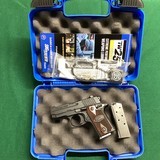 SIG SAUER MODEL P238 RG 380 CAL. ROSEWOOD GRIPSNIB - Image 5 of 5