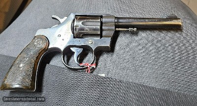 Colt
Model: Official Police
Cal:38spl