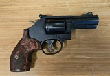 Smith & Wesson
Model: 19-9
Cal: 357 mag - 1 of 4