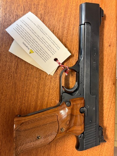 Smith and Wesson model 41 - Image 1 of 3
