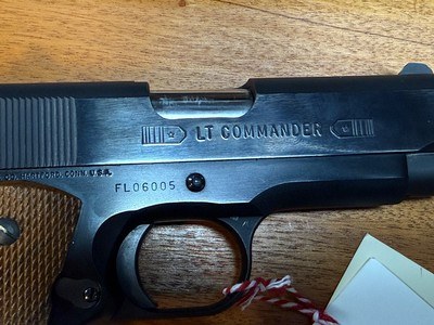 colt 1911 lt commander series 80 - Image 2 of 3