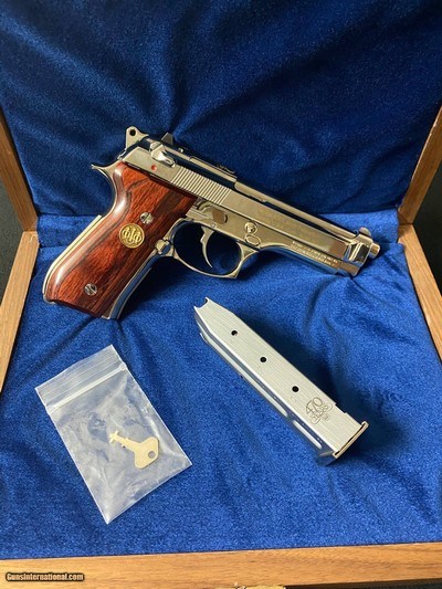 Beretta 92FS 470TH Anniversary Pistol NO.000032 OF 470 - Image 2 of 8