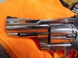 3" COLT PYTHON REVOLVER .357 MAGNUM BEAUTIFUL MINT CONDITION - VERY NICE GORGEOUS WALNUT GRIPS - 12 of 15