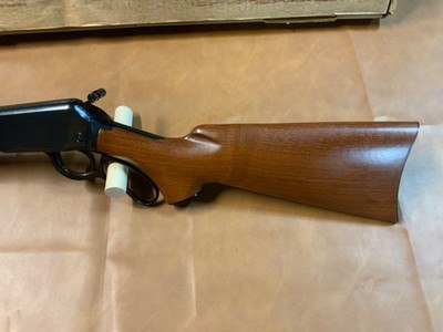 Winchester 9422 XTR CLASSIC 22 1/2 inch barrel 22LR - Image 4 of 15