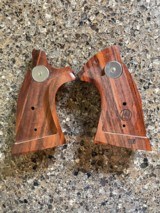 Smith and Wesson Factory Target Grips for K&L Frames - 2 of 7