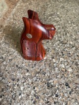 Smith and Wesson Factory Target Grips for K&L Frames - 4 of 7