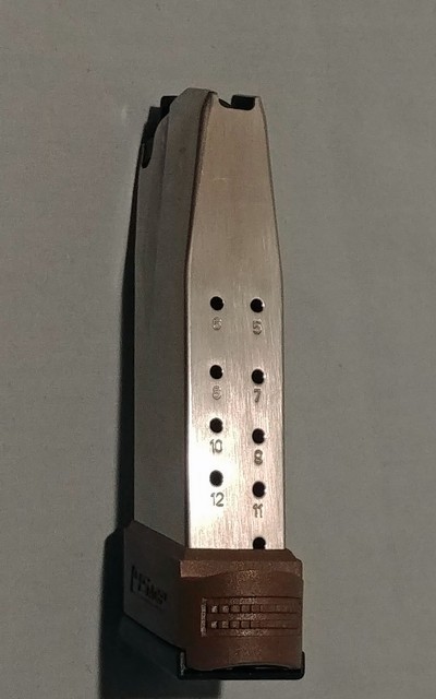 Springfield Armory XD-45
.45 ACP Stainless Magazine with Dark Earth Grip Sleeve