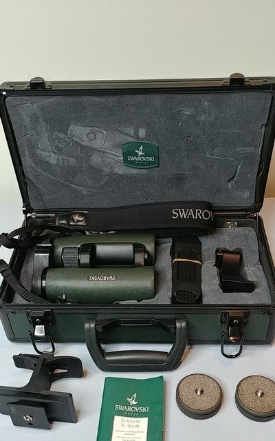 Swarovski EL 10x42 Binoculars with Factory Hard Case & Two Tripod Adapters - Image 1 of 14