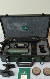 Swarovski EL 10x42 Binoculars with Factory Hard Case & Two Tripod Adapters