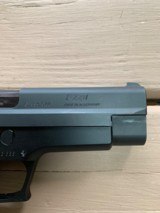 Sig Sauer P220 45 ACP - 7 of 10