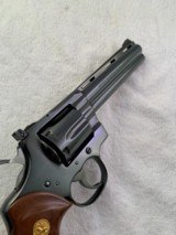 COLLECTORS-1983 Colt Python 357 Magnum, Blued with 6