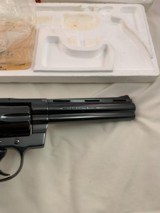 COLLECTORS-1981 Colt ROYAL BLUE Python in the box with docs 99%+ - 10 of 13