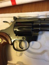 1978 Colt Diamondback 22lr revolver-Colt Blue with 4 inch barrel in box with docs - 6 of 15