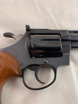 1981 Colt Diamondback 22lr 6 in. Royal Blue in box w/docs-MUSEUM QUALITY finish - 6 of 12