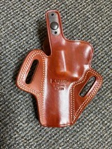 LIKE NEW Unused beautiful GALCO tan leather revolver holster #FL104 for Colts, S&W, Ruger, Taurus, etc... - 2 of 2