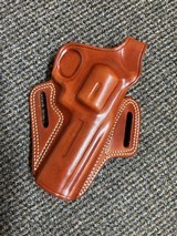LIKE NEW Unused beautiful GALCO tan leather revolver holster #FL104 for Colts, S&W, Ruger, Taurus, etc...