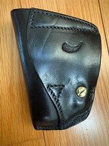 Nice old HUNTER Heavy Duty OWB Belt Slide Leather Holster for Colt Detective Revolvers - 2 of 2