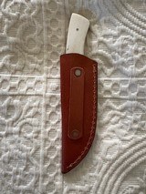 NEW Handmade Custom 7.5 in. Fixed Blade Knife w/Bone Handle, and Leather Sheath