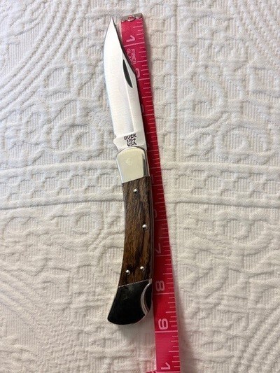NEW Classic 110 Hunter Style Folding Lock Blade with Sheath - Image 3 of 6