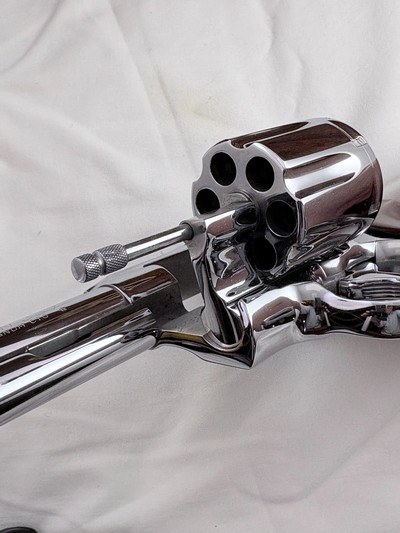 COLLECTORS-1974 Colt Python w/museum quality NICKEL FINISH including box and docs-Appears as NEW - Image 9 of 14
