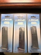 MECGAR - NEW in Factory Pkg. - 18 round magazines for Beretta 92FS, M9 - Image 1 of 2