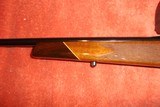 Weatherby mk 5 in 270 weatherby left hand - 4 of 6