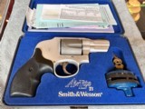 S&W AirLite Ti. - 4 of 4