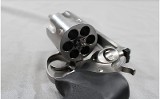 Ruger~ Super redhawk Alaskan~ .44 mag - 3 of 3