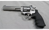 Smith&Wesson~ 617-4~ .22 LR - 1 of 2