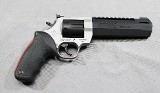 Taurus~ Raging Hunter~ .44 mag - Image 1 of 3