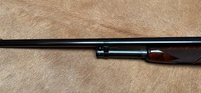 Winchester Model 12 Pigeon Grade 20 gauge, Rare B Style carved wood - Image 8 of 11