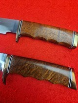 Beautiful Pair of Famous Alaska Knife MakerMerle Seguine Hunting Knives Mid 1960s - Mesquite Wood With Original Catalog Card - 4 of 20