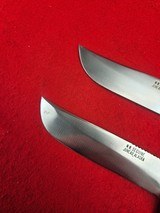 Beautiful Pair of Famous Alaska Knife MakerMerle Seguine Hunting Knives Mid 1960s - Mesquite Wood With Original Catalog Card - 8 of 20