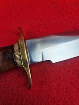 40 Year Old Randall Made Knives Model 12-6 Little Bear Bowie - Exotic Thuya Burl Wood Handel - 15 of 20