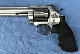 Excellent Smith & Wesson 647 no dash 17 HMR - 2 of 12