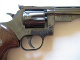 DAN WESSON 22 VH LR REVOLVER - 8