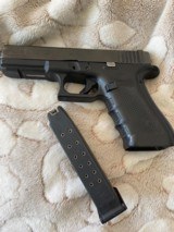 Glock 22 Gen4 with Night Sights - 7 of 7