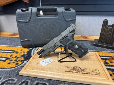 Sig Sauer P220 Legion 45ACP