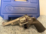 Smith & Wesson 629 - 6 with 6