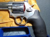Smith & Wesson 686-6, 4 - 3 of 6